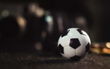 Ставки на футбол в лайве: преимущества и недостатки